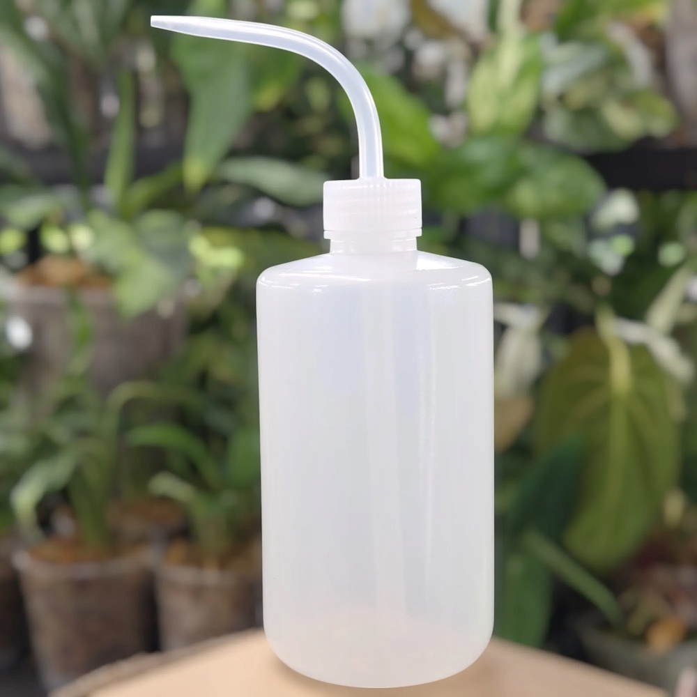 Butelka Do Precyzyjnego Podlewania Roślin – 500 ml